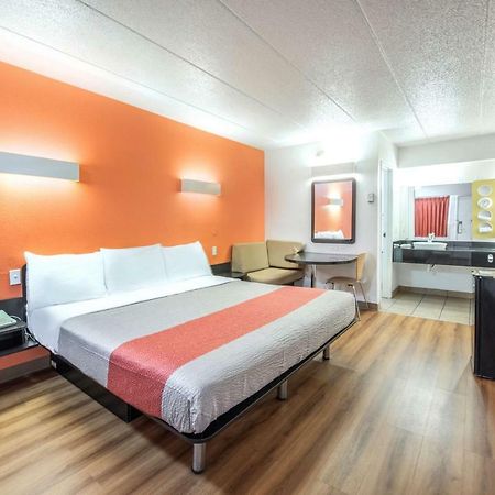 Motel 6-Columbus, Oh - เวิร์ทธิงตัน ภายนอก รูปภาพ