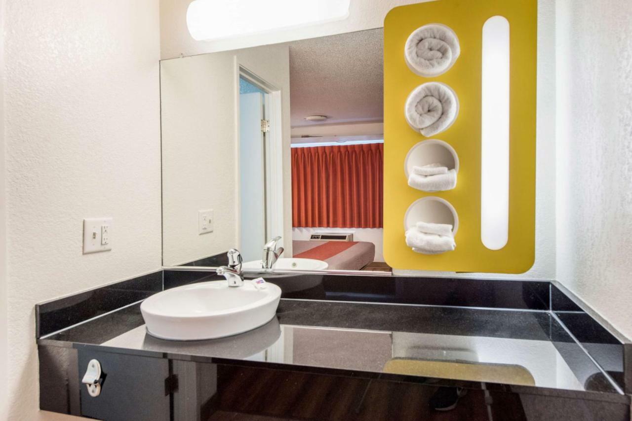 Motel 6-Columbus, Oh - เวิร์ทธิงตัน ภายนอก รูปภาพ