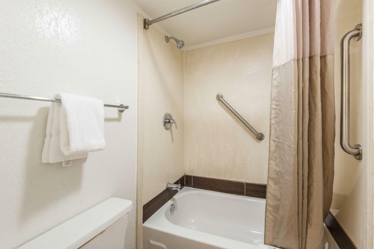 Motel 6-Columbus, Oh - เวิร์ทธิงตัน ภายนอก รูปภาพ