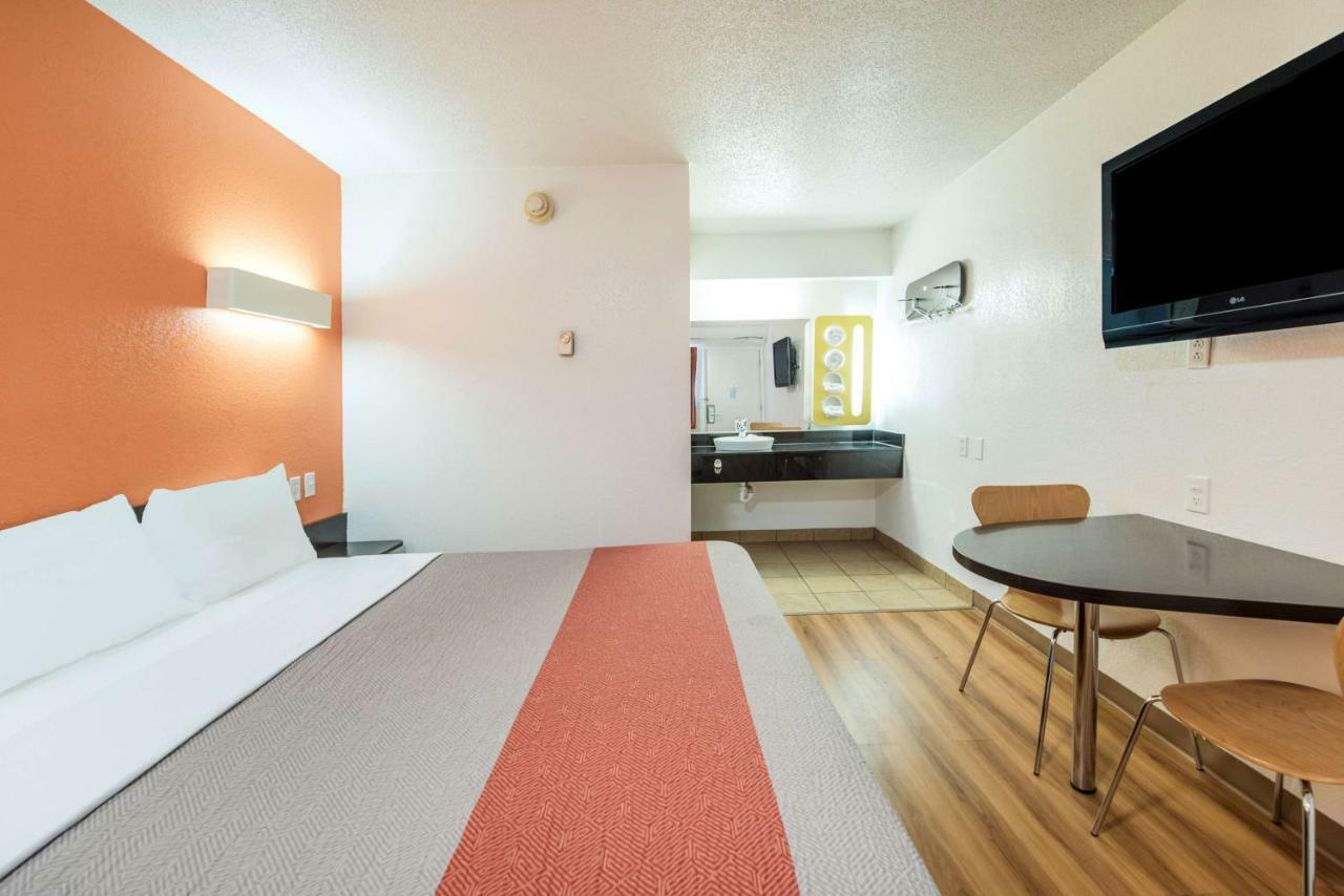 Motel 6-Columbus, Oh - เวิร์ทธิงตัน ภายนอก รูปภาพ