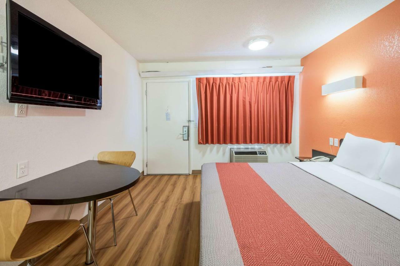 Motel 6-Columbus, Oh - เวิร์ทธิงตัน ภายนอก รูปภาพ