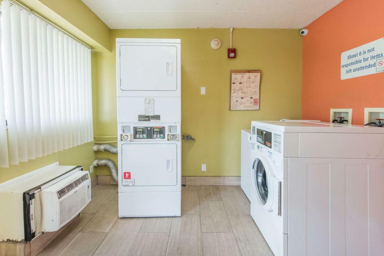 Motel 6-Columbus, Oh - เวิร์ทธิงตัน ภายนอก รูปภาพ